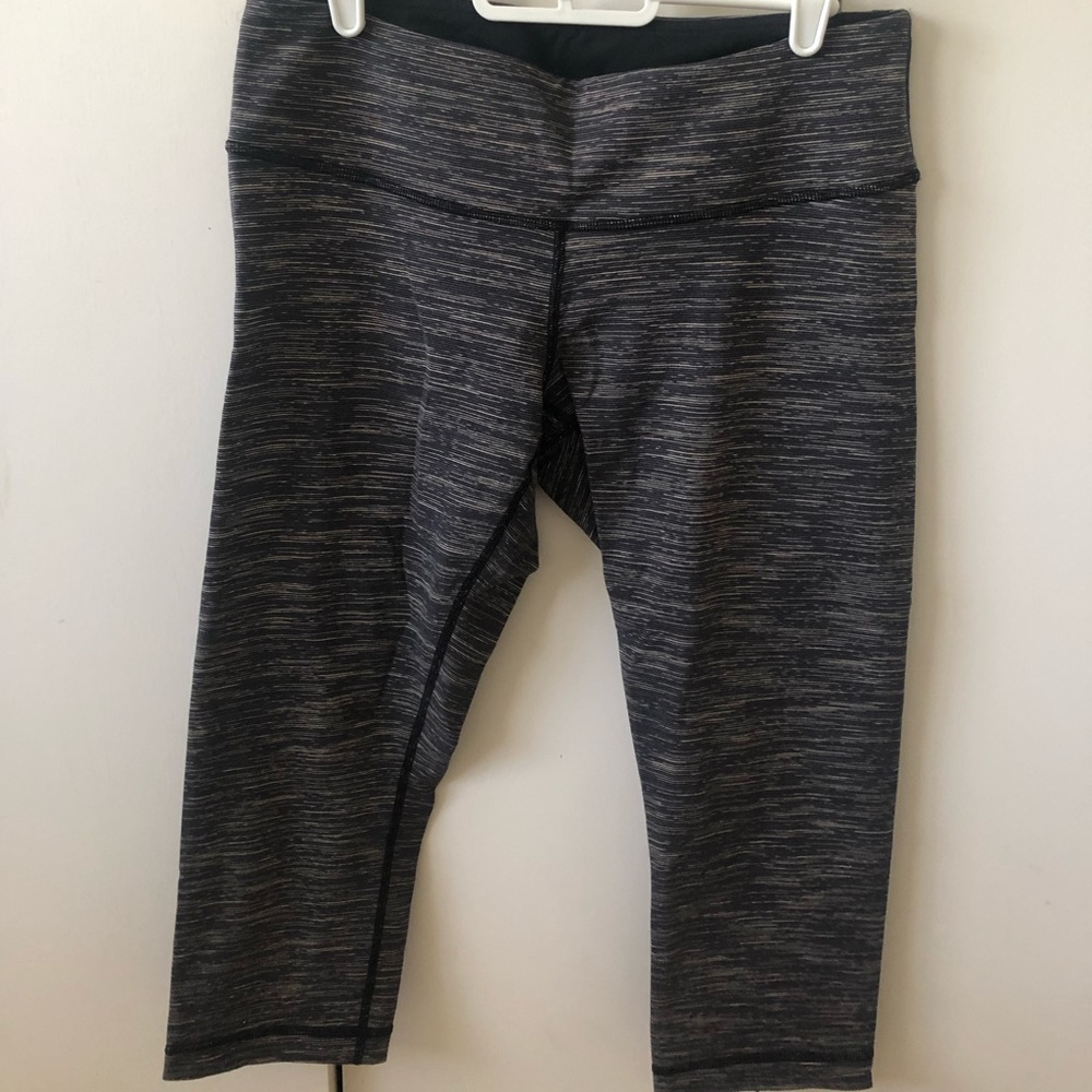 3/4 length lululemon wonder unders